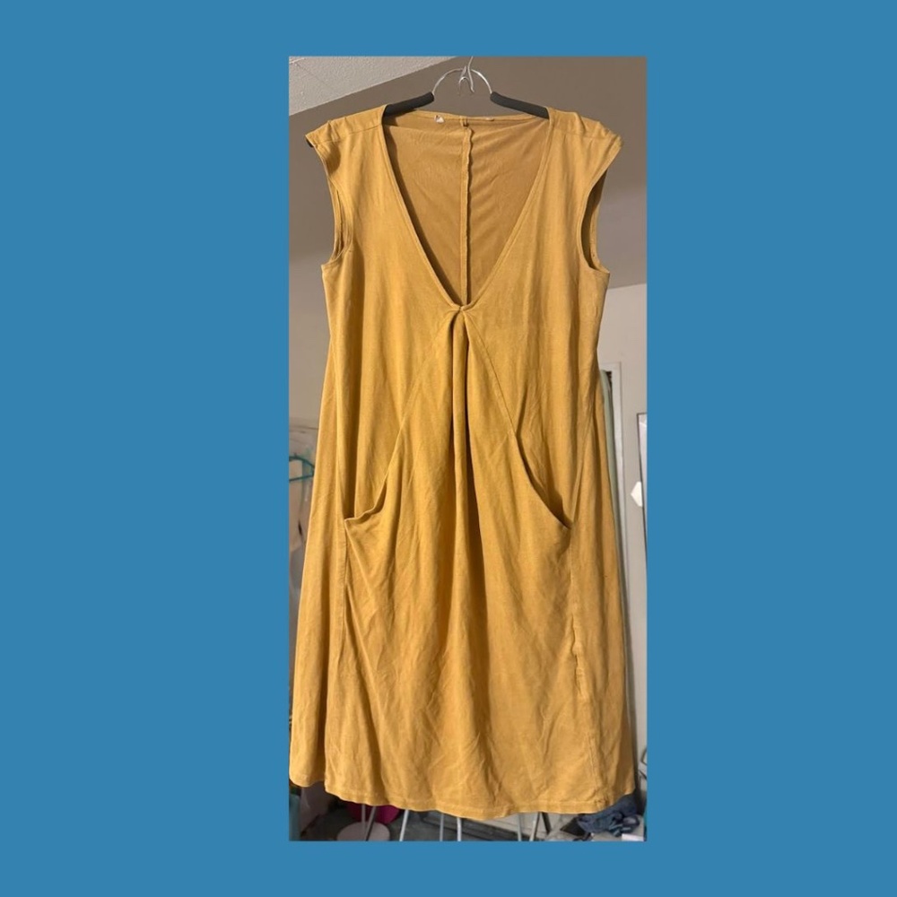 Meg dress in mustard size small